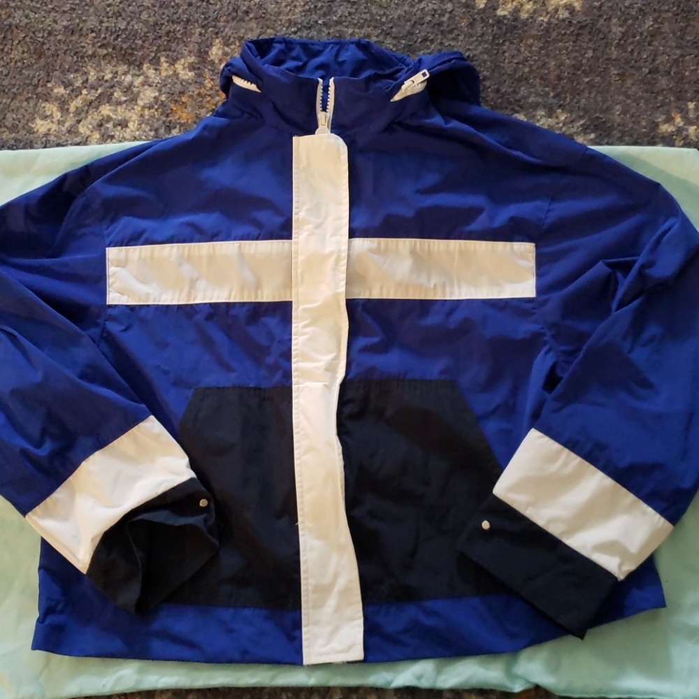 Cropped  hunter rain jacket. NWOT